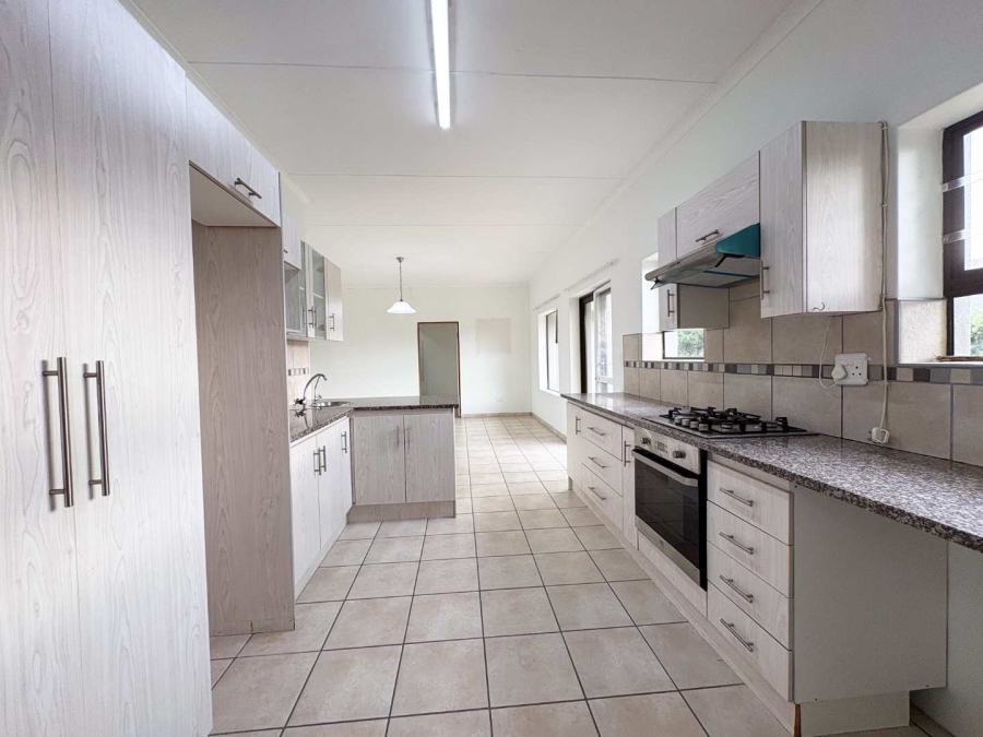 2 Bedroom Property for Sale in Stilbaai Wes Western Cape